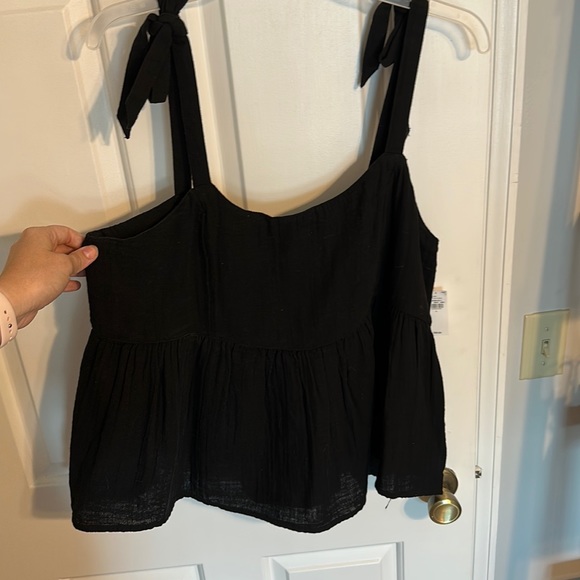 NWT Babydoll tank with shoulder ties - Picture 1 of 5